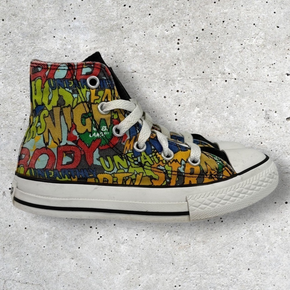 Vintage kids Converse All Star science fiction Mars Invasion size 12